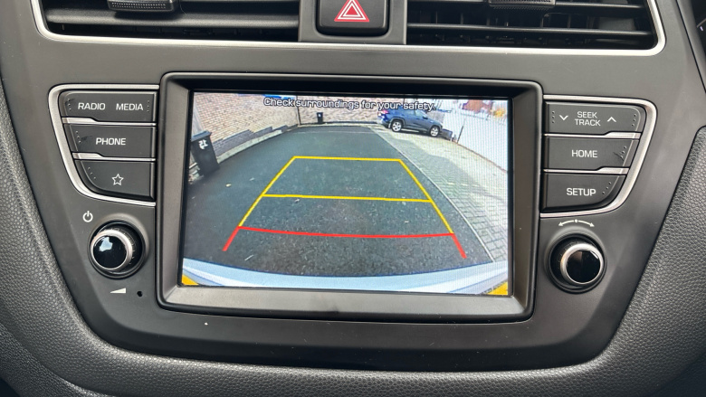 Hyundai i20 1.2 MPi SE 5dr Petrol Hatchback